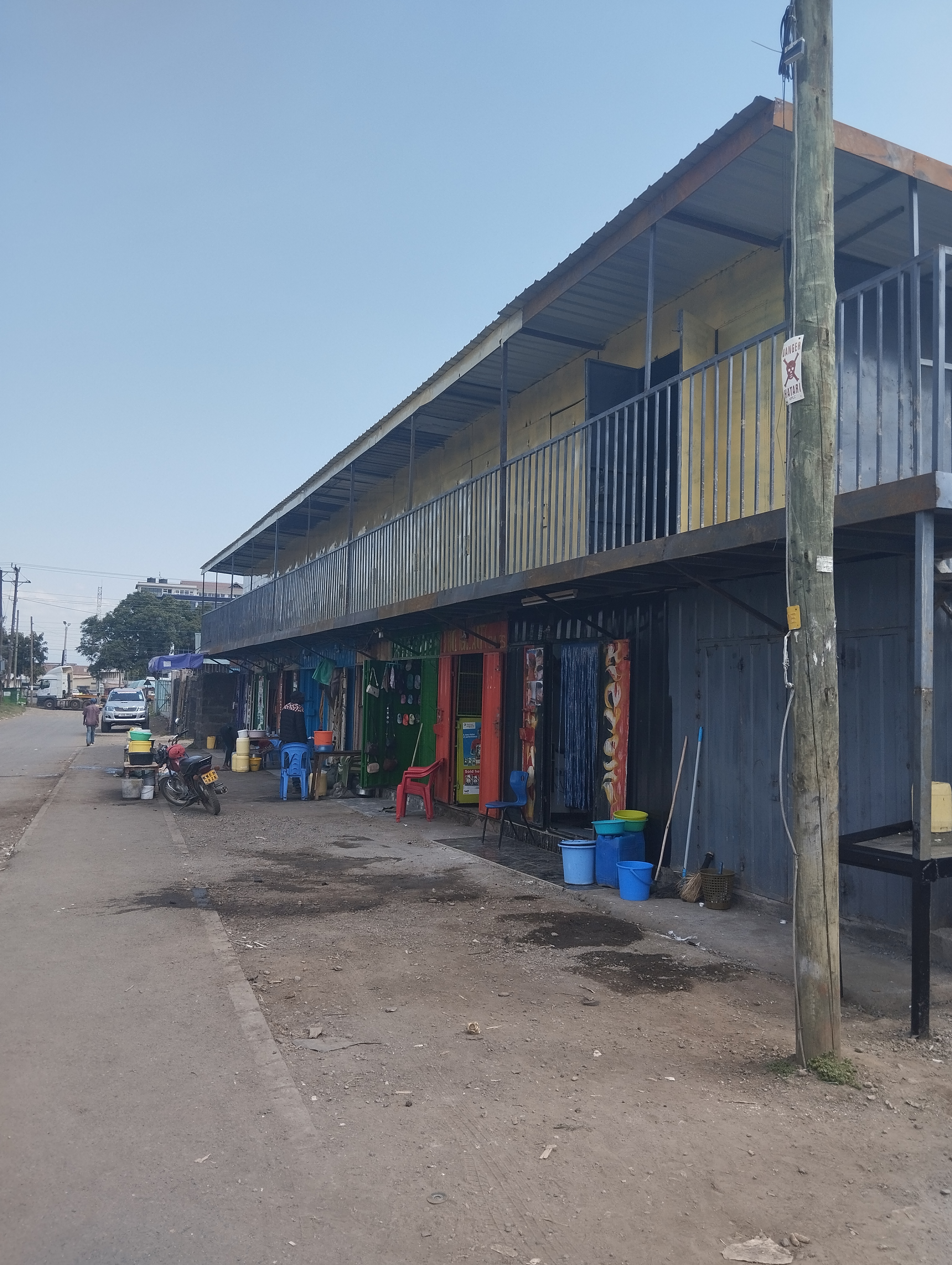 SHOP